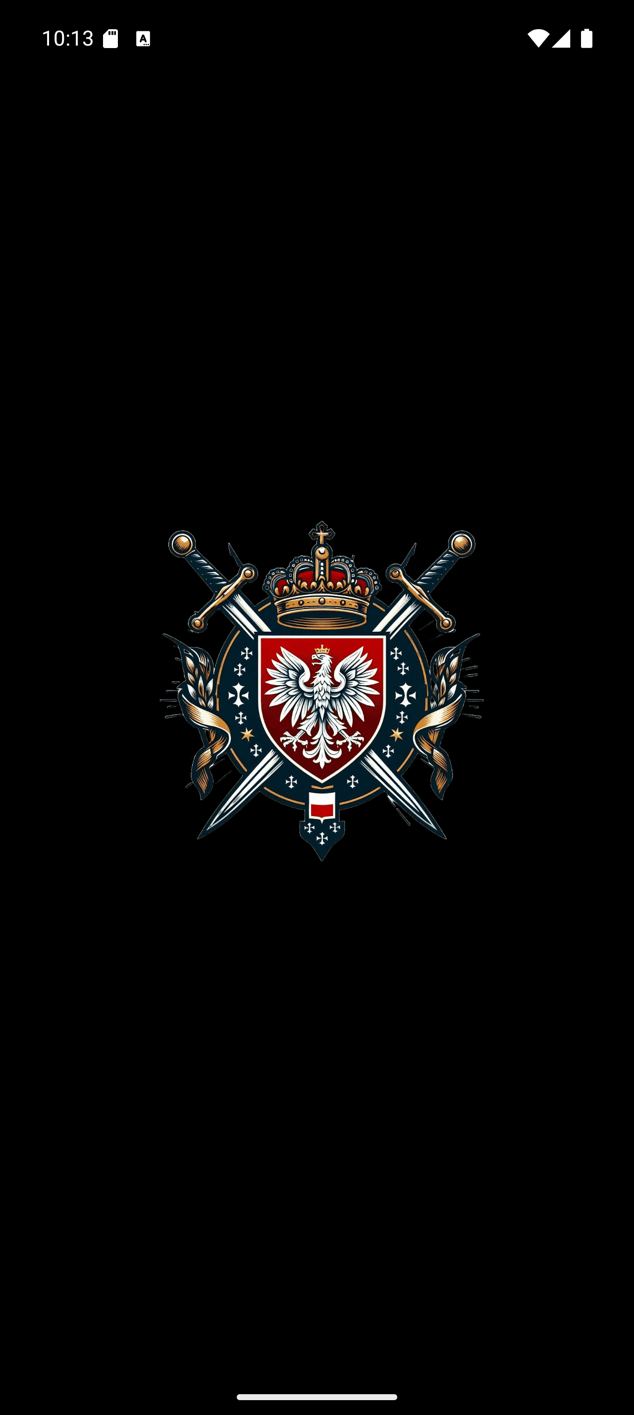 Ekran startowy aplikacji Heritage Link przedstawiający herb Strażników Polskiego i Chrześcijańskiego Dziedzictwa na czarnym tle. Herb ukazuje białego orła w koronie na czerwonym tle, otoczonego dwoma skrzyżowanymi mieczami, liśćmi laurowymi i gwiazdami.